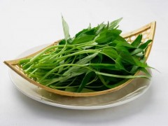 哪些蔬菜容易受到農藥污染？這些蔬菜買回家記得提前浸泡！